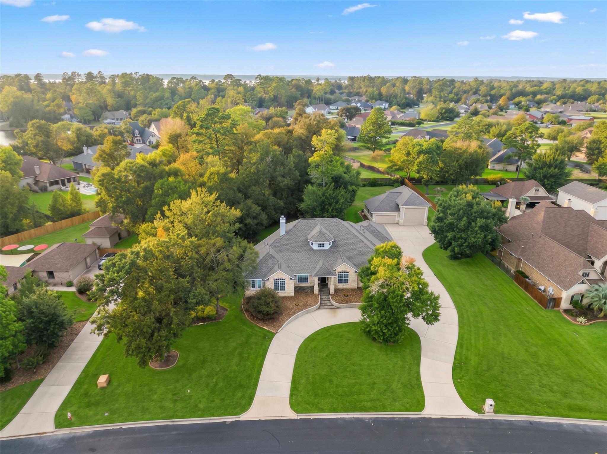 12195 N Lake Vista Drive