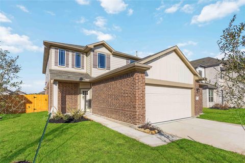 Homes For Sale - 15920 Cy Young Court<br/> Splendora, TX 77372