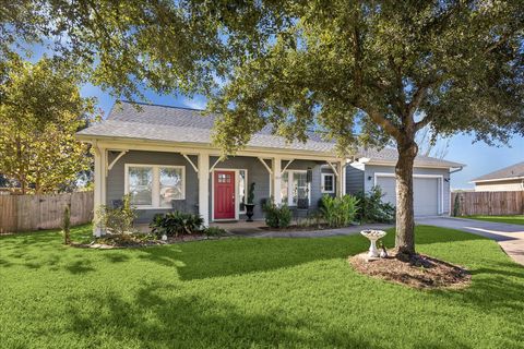 Photo of 313 Regal Court, Bellville, TX 77418 (MLS # 11337627)