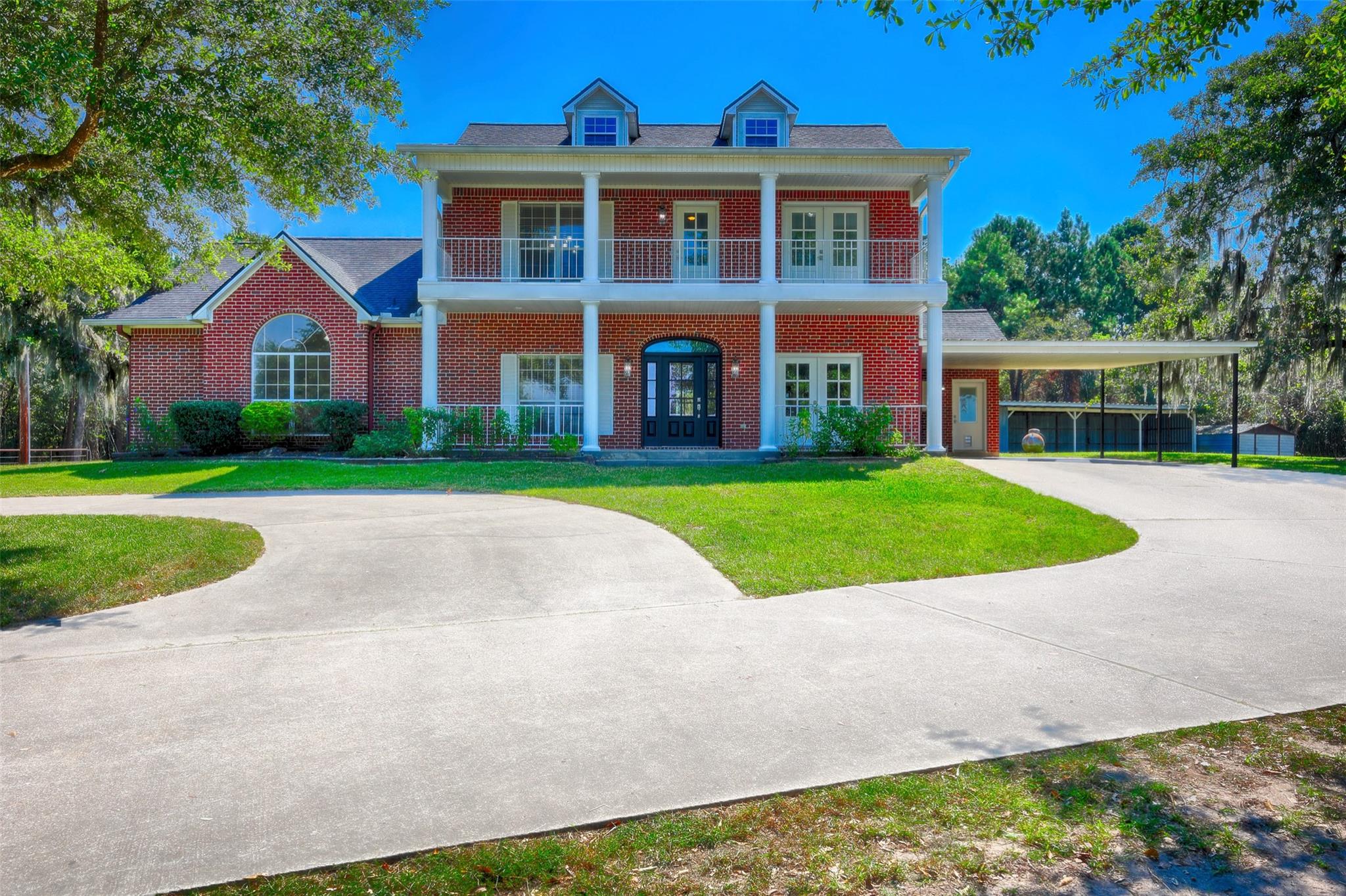 2 Highland Drive