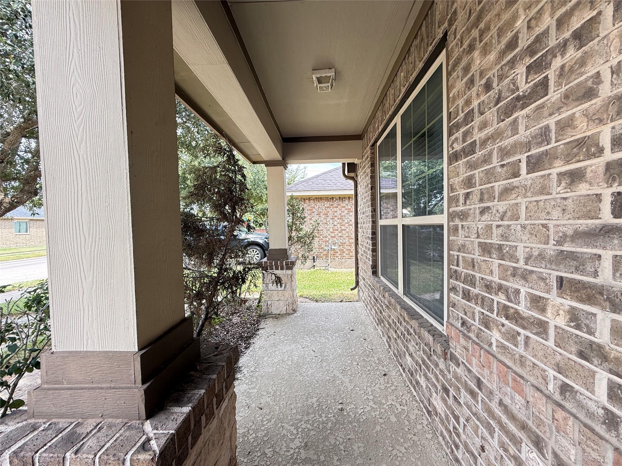 1711 Cadbury Castle Lane