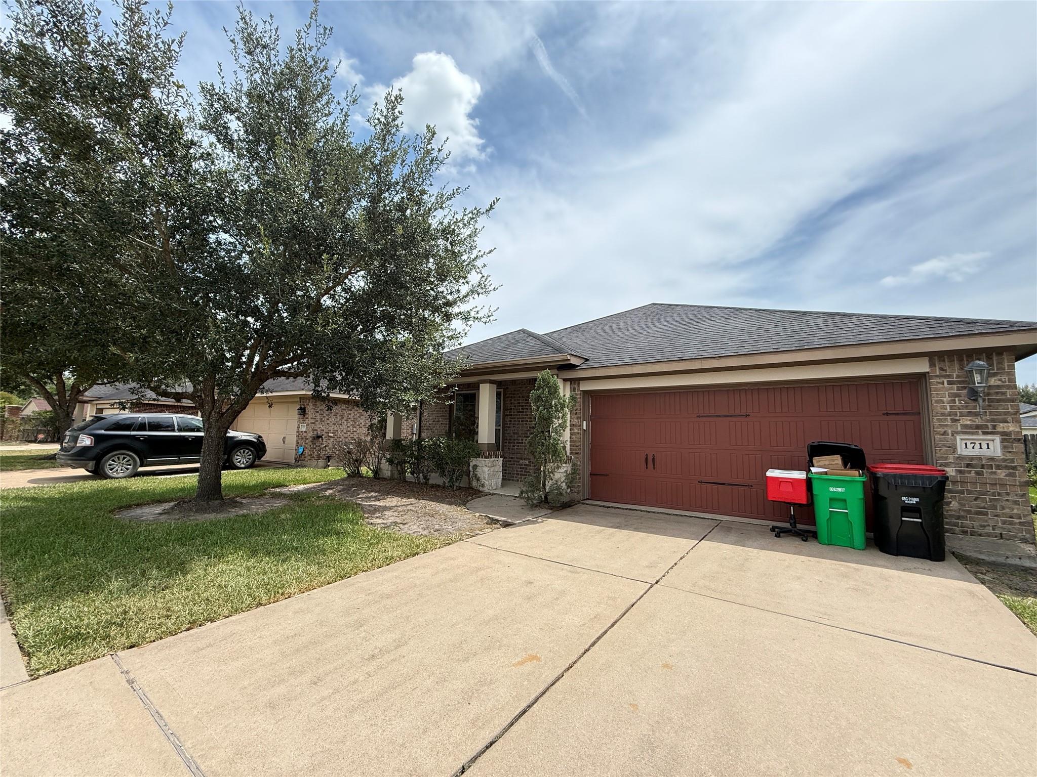 1711 Cadbury Castle Lane