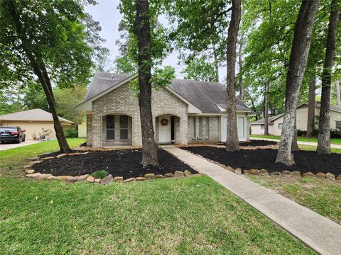 Photo of 2182 Tree Lane, Houston, TX 77339 (MLS # 31030426)