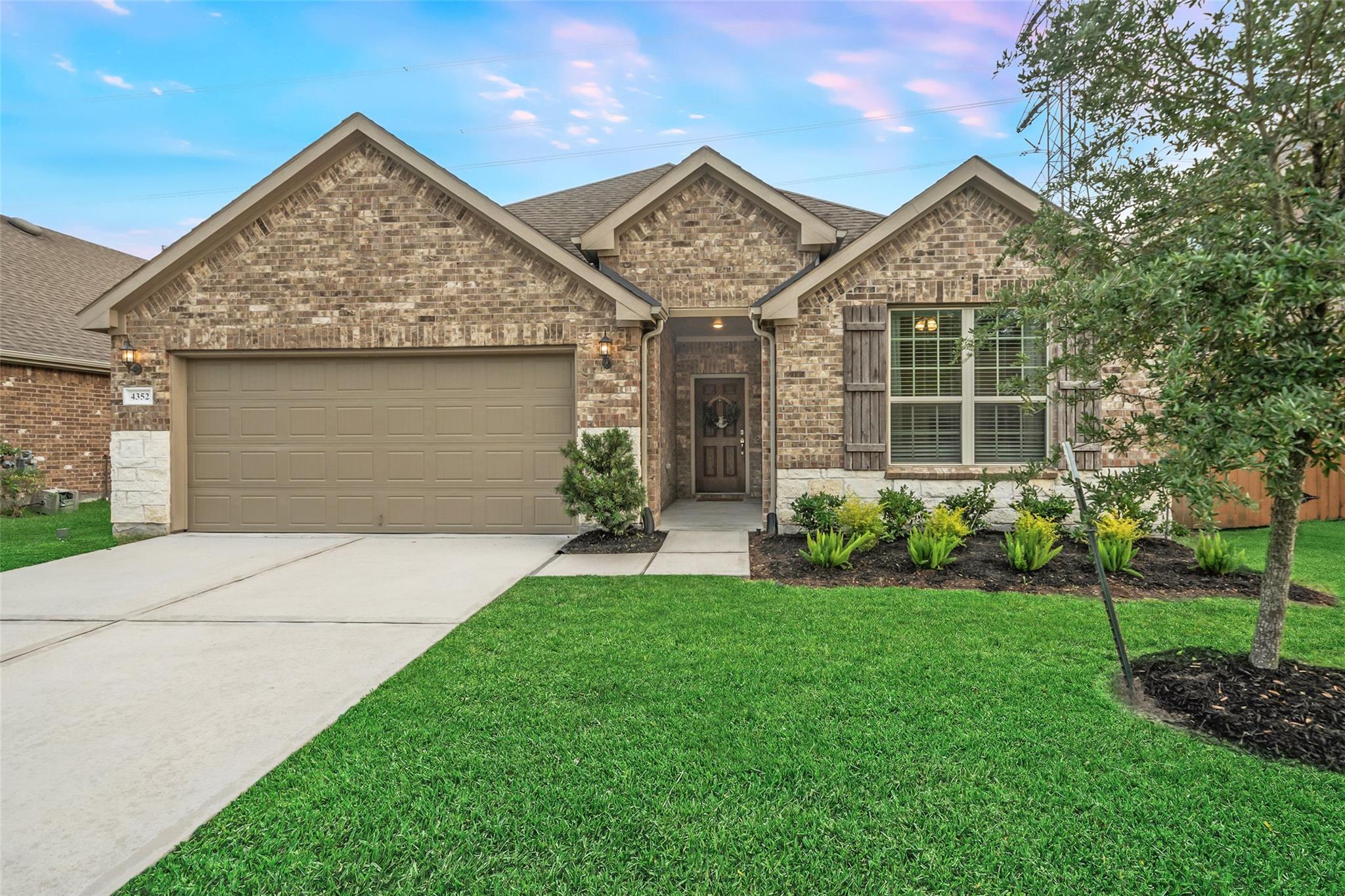 4352 Imperial Gardens Drive