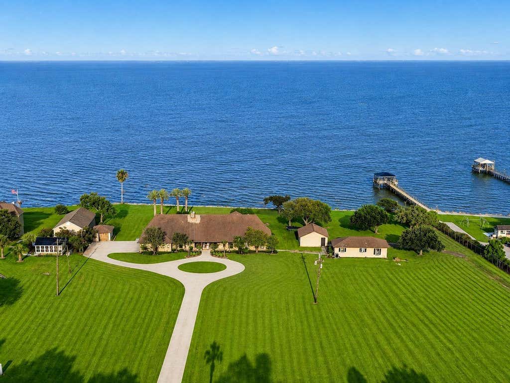 Photo of 11212 Cedar Gully Road, Beach City, TX 77523 (MLS # 18104784)