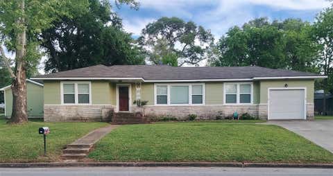 Photo of 808 E Tom Green Street, Brenham, TX 77833 (MLS # 47917342)