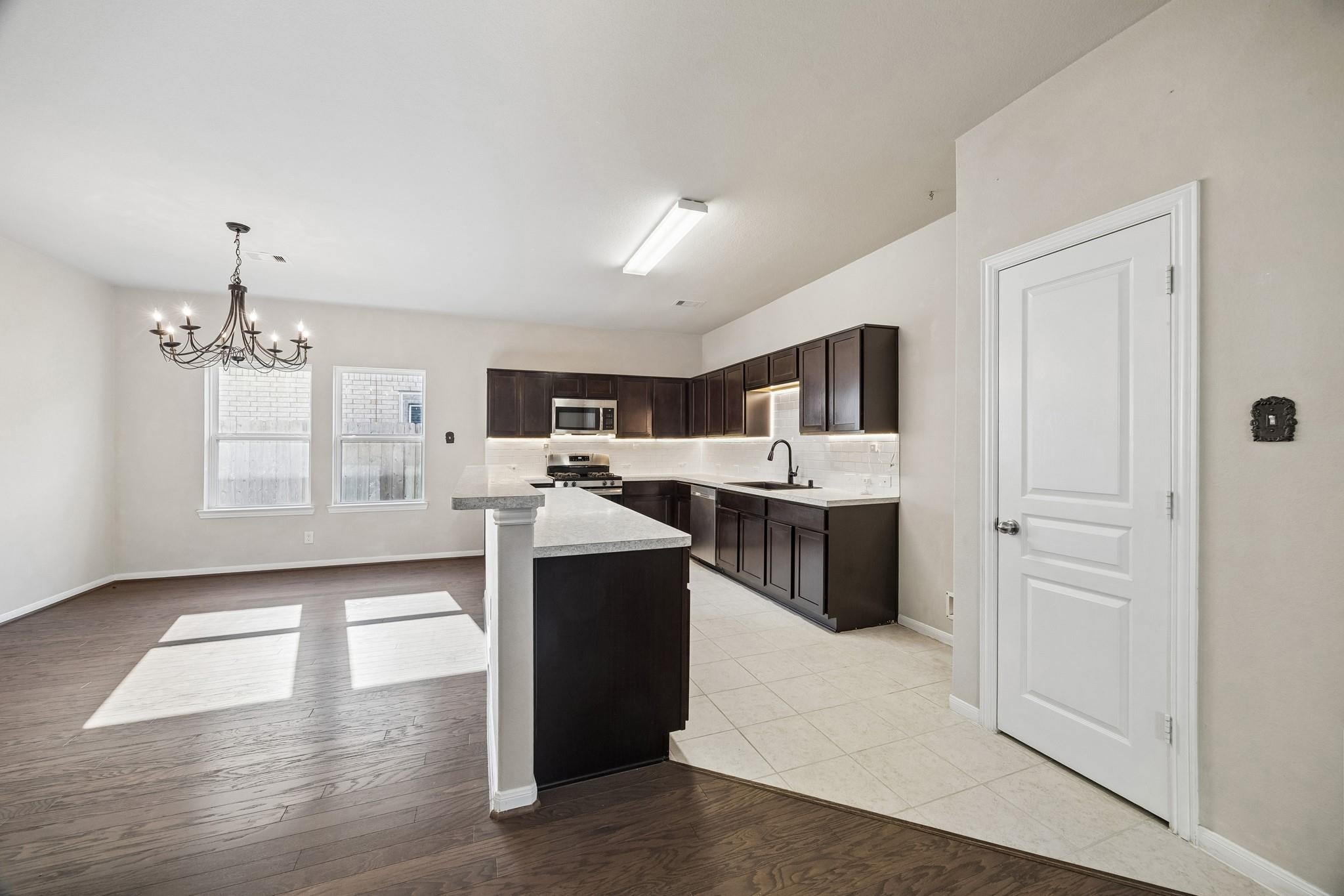 21264 Flowering Crape Myrtle Drive