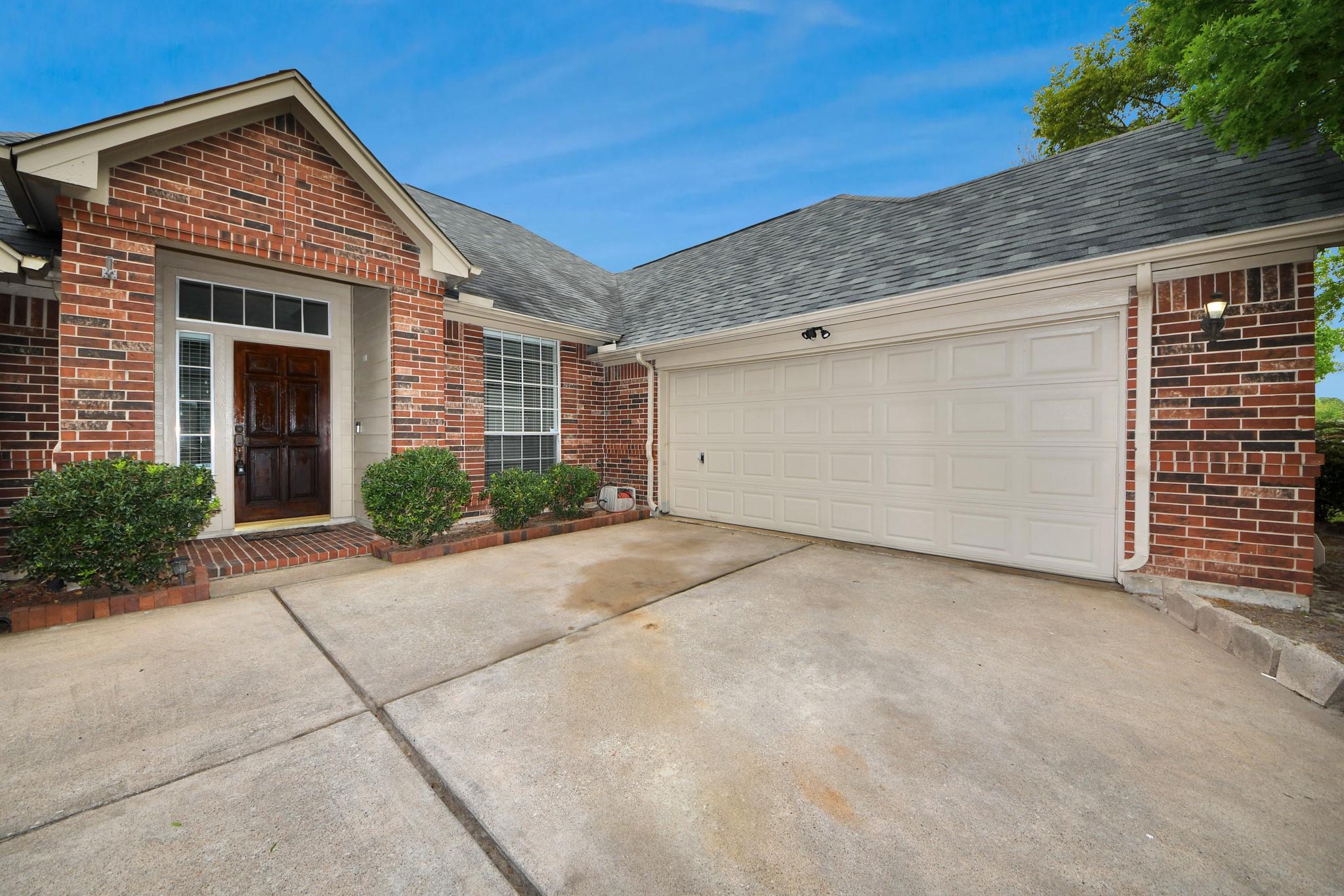 9435 Barretts Glen Court