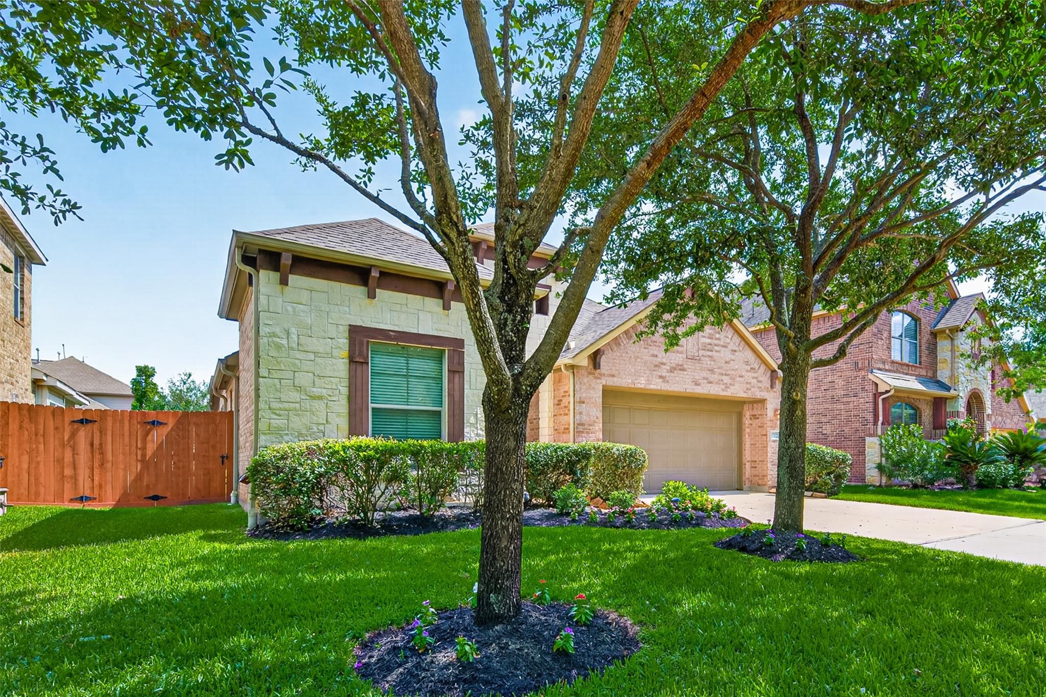 17322 Sauki Lane