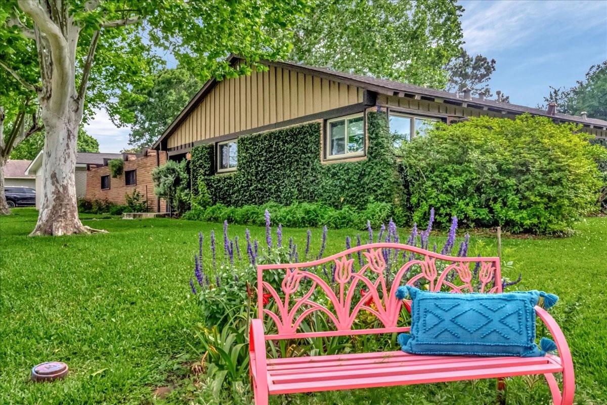 2631 Baycrest Drive
