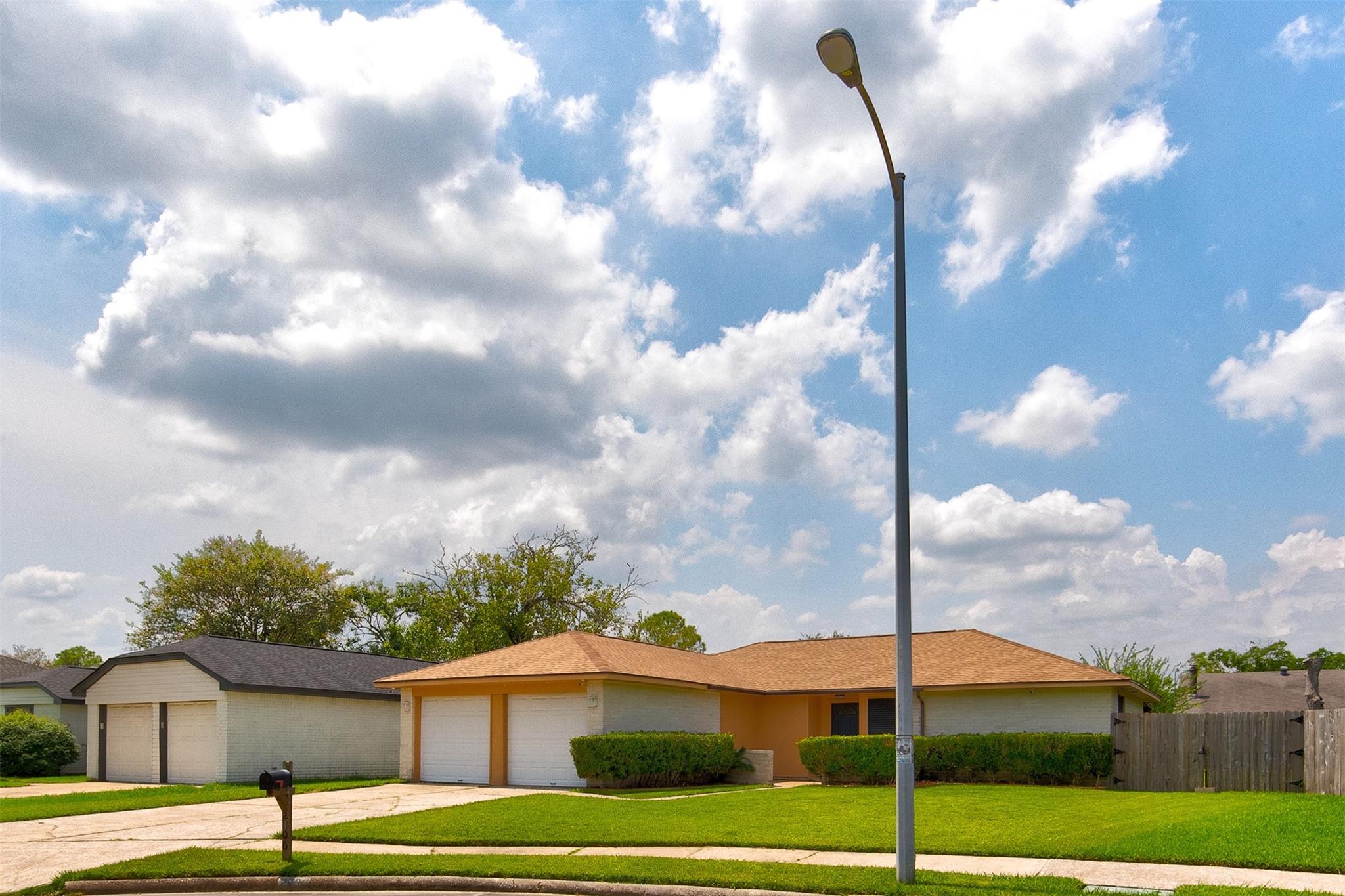 2706 Virginia Colony Drive
