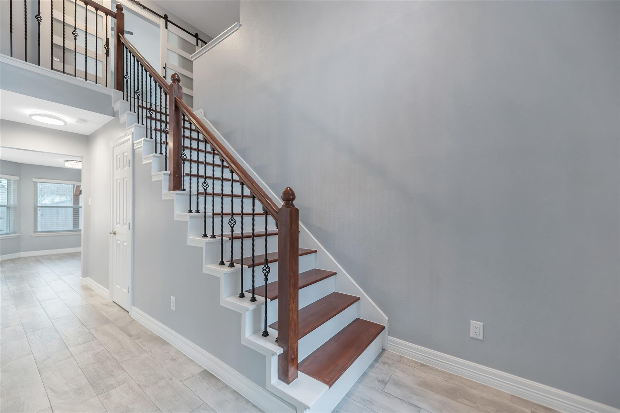 16918 Lighthouse View Drive