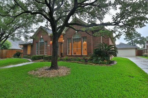 Photo of 17222 Leeside Drive, Tomball, TX 77377 (MLS # 26390147)