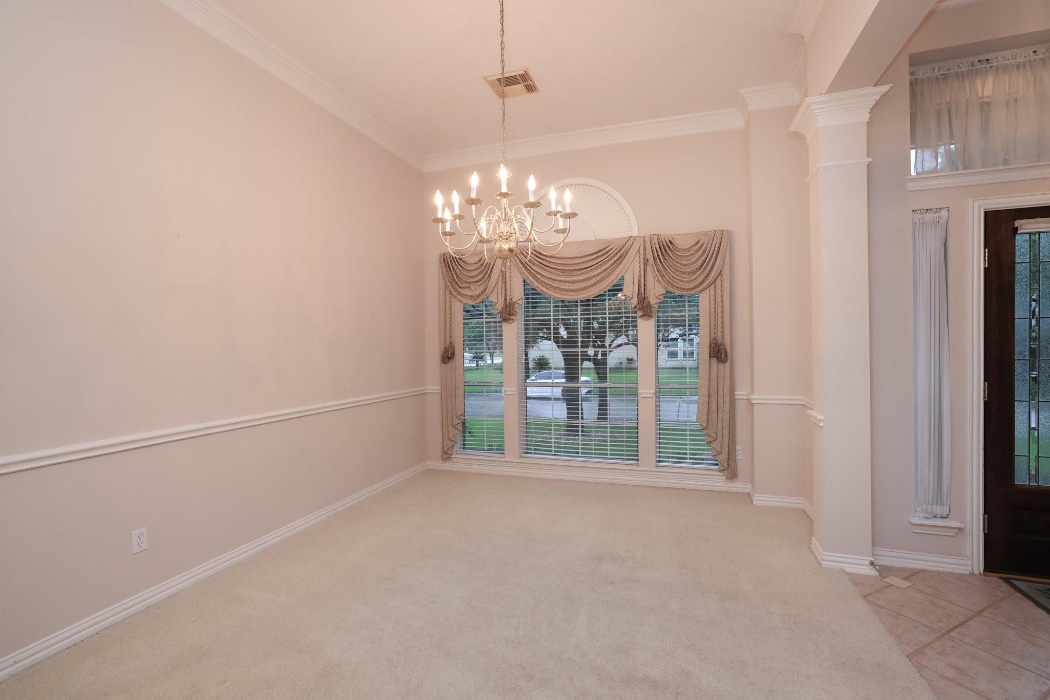 17222 Leeside Drive