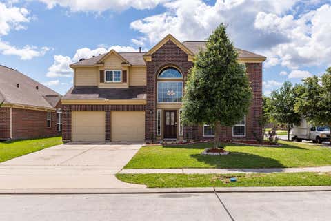 Photo of 6810 Oaken Gate Way, Humble, TX 77338 (MLS # 71107014)