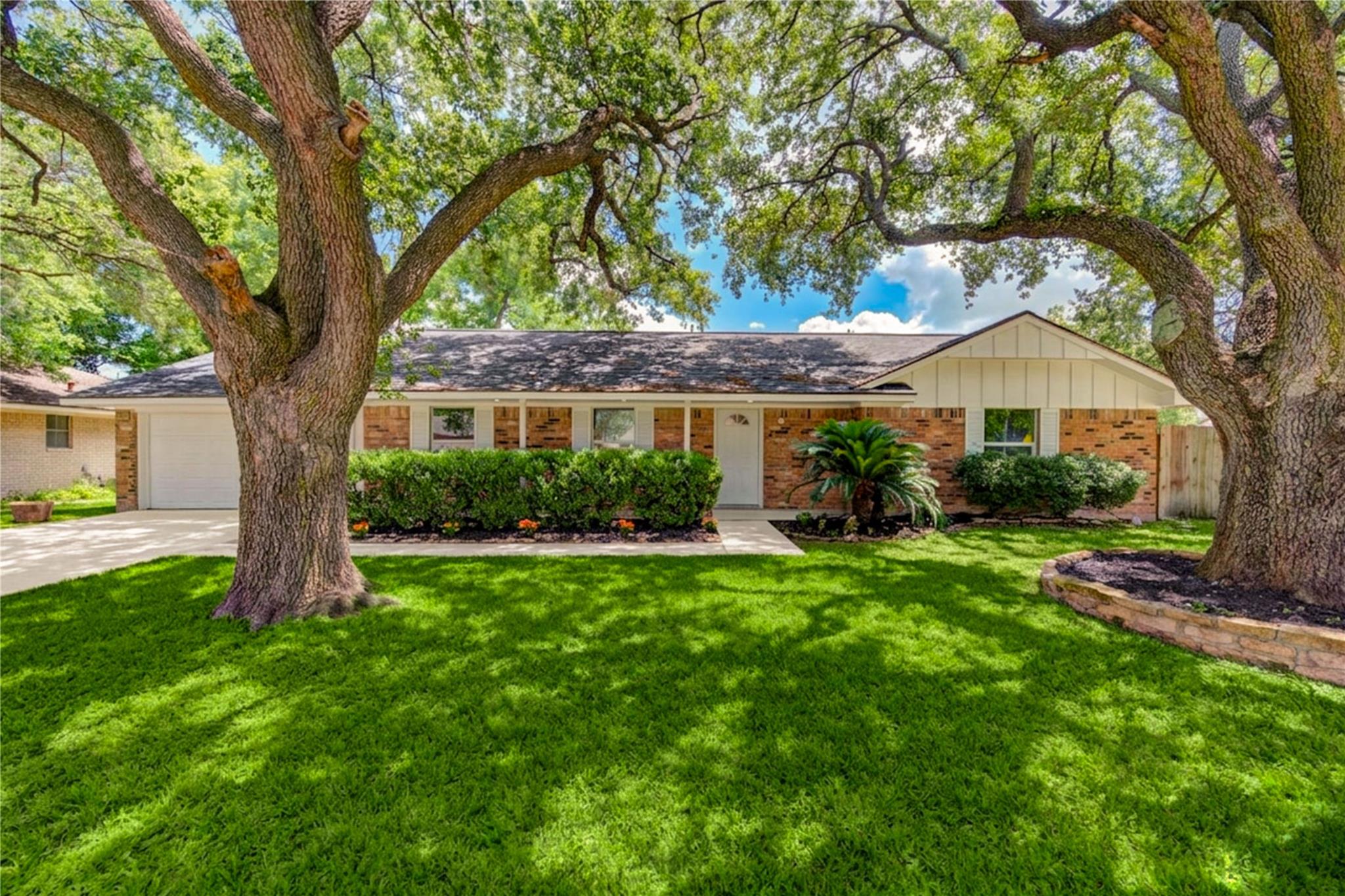 13227 James Lane
