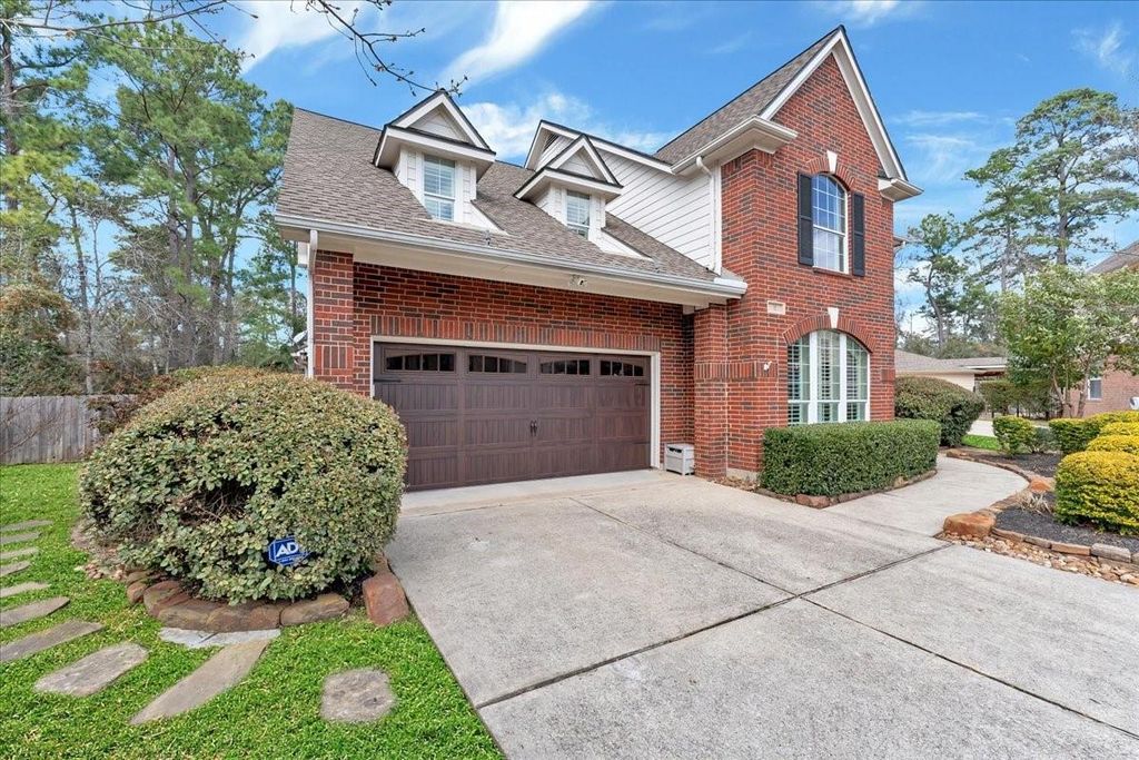 Photo of 31 Brywood Place, The Woodlands, TX 77382 (MLS # 77163716)