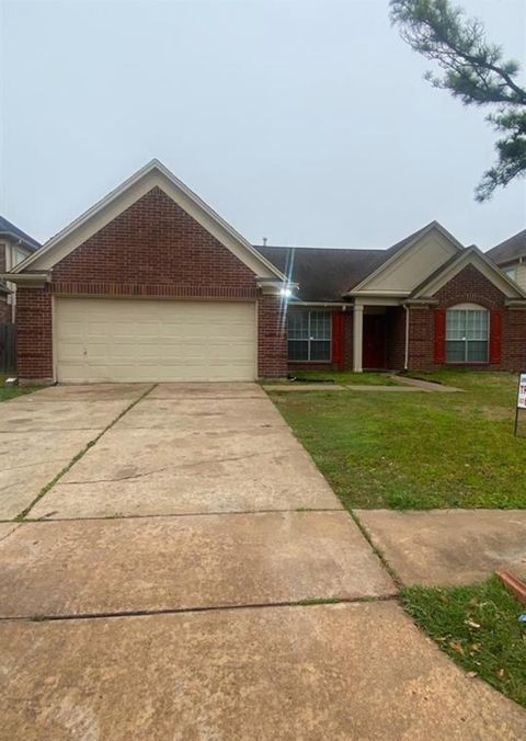 Photo of 13206 Terralyn Way, Sugar Land, TX 77478 (MLS # 20376284)