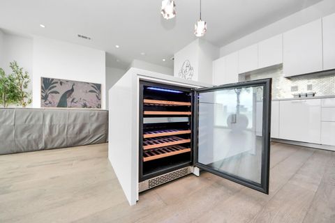 Tiny photo for 4521 San Felipe Street #1904, Houston, TX 77027 (MLS # 59474433)