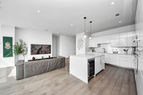 Tiny photo for 4521 San Felipe Street #1904, Houston, TX 77027 (MLS # 59474433)