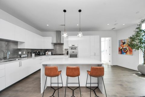 Tiny photo for 4521 San Felipe Street #1904, Houston, TX 77027 (MLS # 59474433)