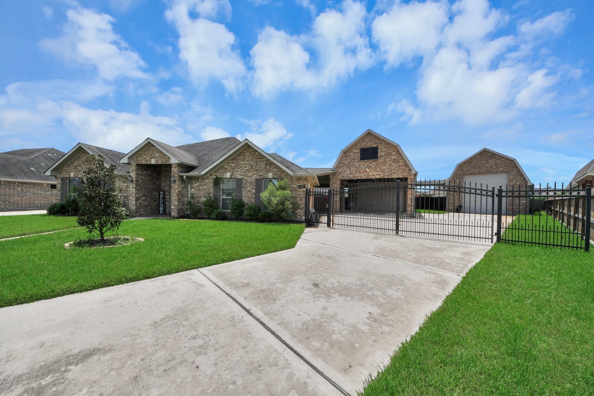 6702 Falcon Ridge