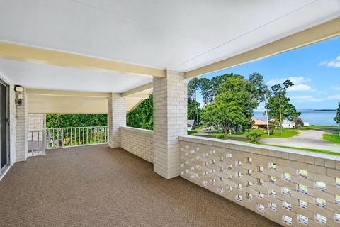 Photo of 235 Lakeview Harbor, Onalaska, TX 77360 (MLS # 32958041)