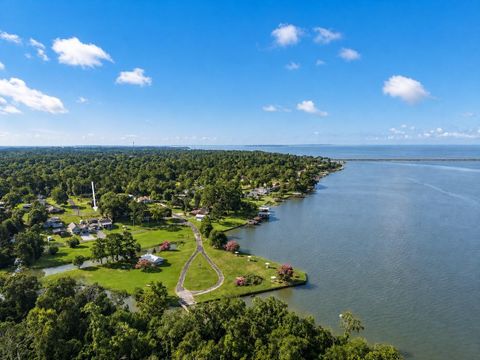 Tiny photo for 235 Lakeview Harbor, Onalaska, TX 77360 (MLS # 32958041)
