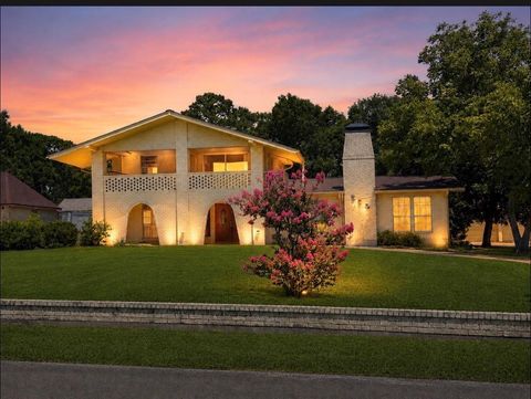 Tiny photo for 235 Lakeview Harbor, Onalaska, TX 77360 (MLS # 32958041)