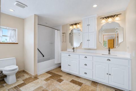 Tiny photo for 235 Lakeview Harbor, Onalaska, TX 77360 (MLS # 32958041)