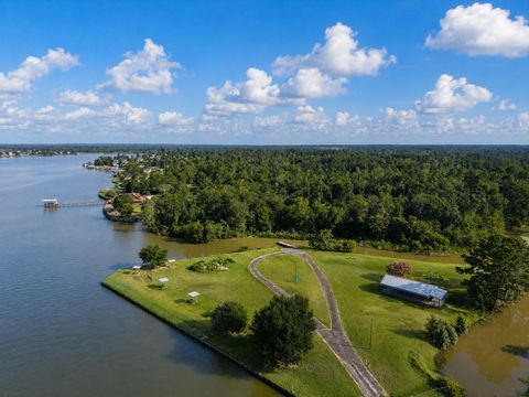 Tiny photo for 235 Lakeview Harbor, Onalaska, TX 77360 (MLS # 32958041)