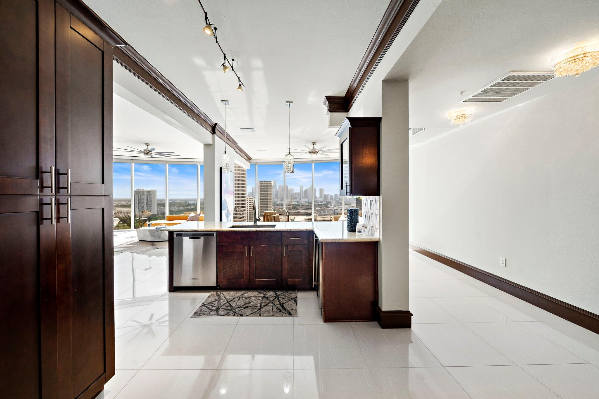 3333 Allen Parkway 2006