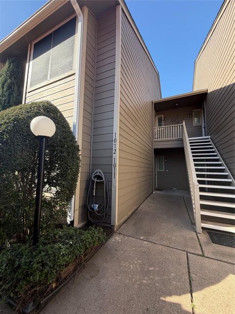 Photo of 14911 Wunderlich Drive #1012, Houston, TX 77069 (MLS # 12965042)