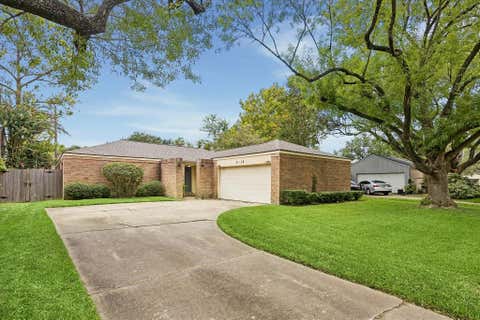 Photo of 2110 Gray Falls Drive, Houston, TX 77077 (MLS # 46467330)