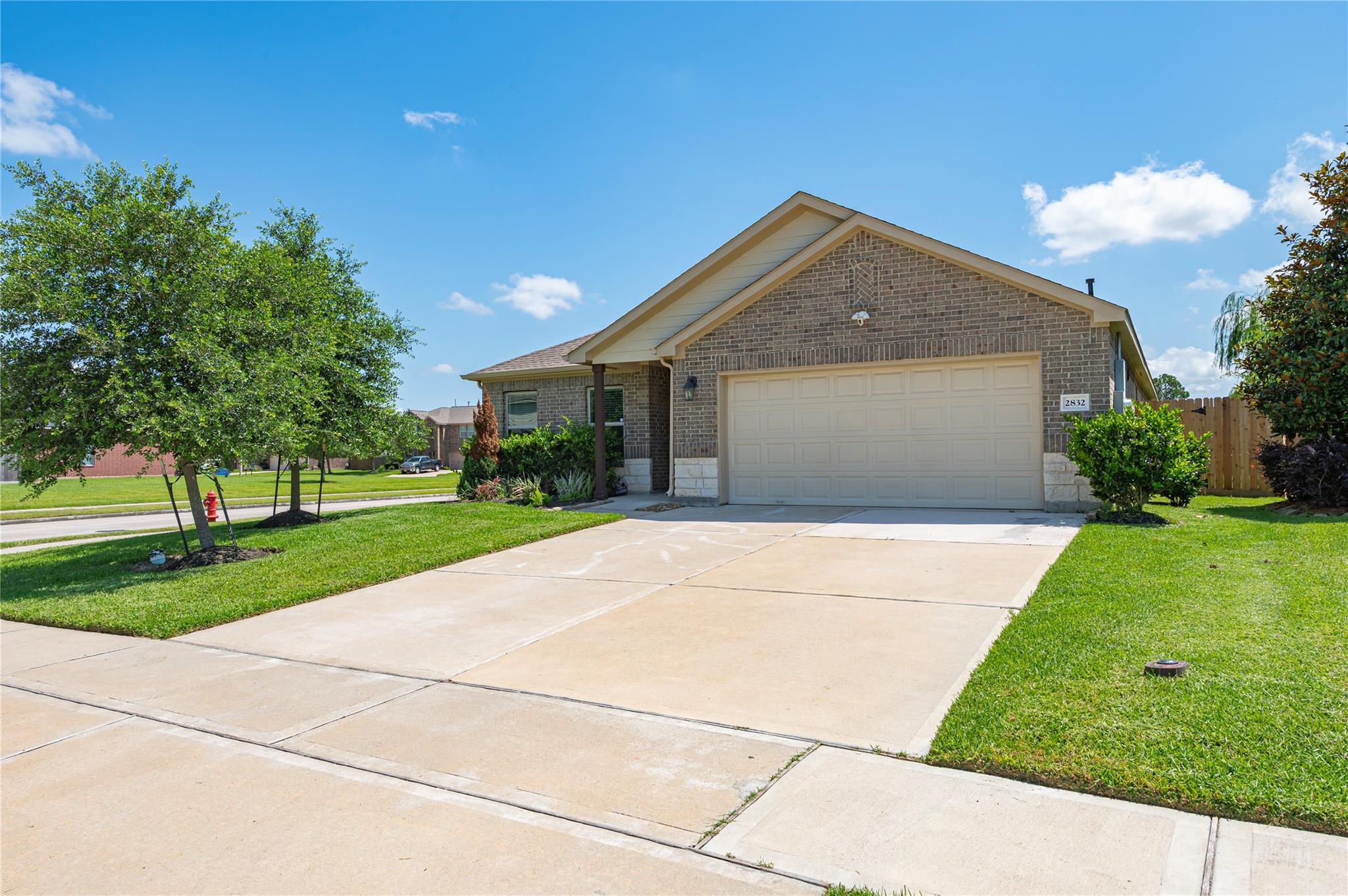 2832 Cross Colony Drive
