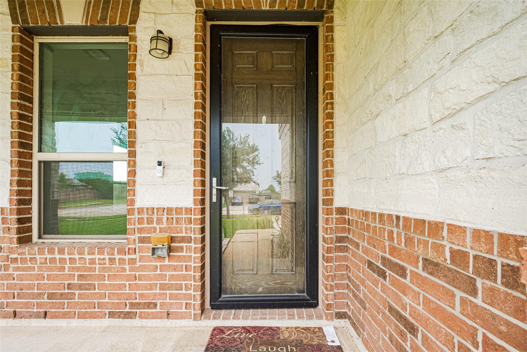 3215 Laurel Bend Lane