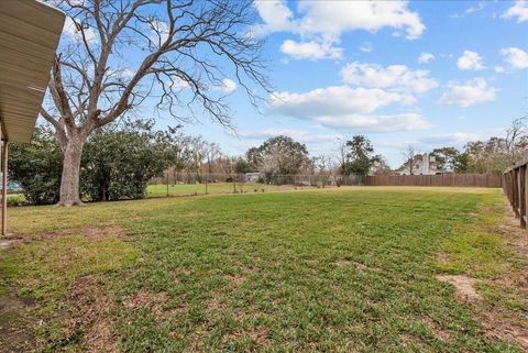 Tiny photo for 537 Keith Avenue, Houston, TX 77504 (MLS # 4731590)