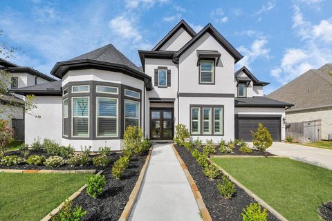 Photo of 10015 Crescent Wood Drive, Missouri City, TX 77459 (MLS # 73634392)