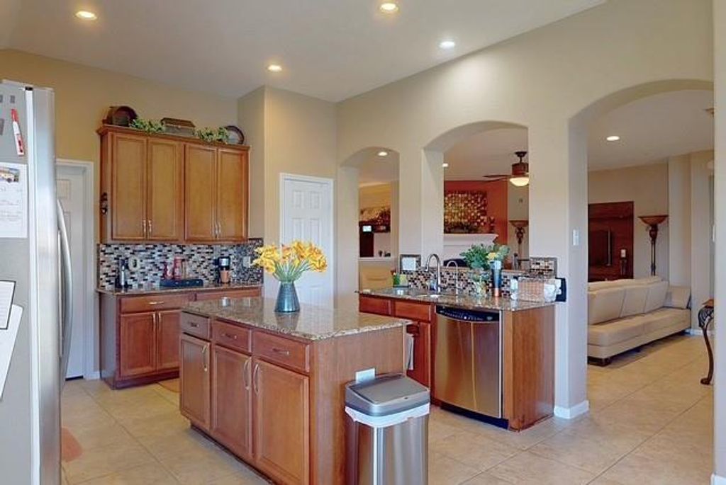 Photo of 25906 S Lakefair Dr, Richmond, TX 77406 (MLS # 52380250)