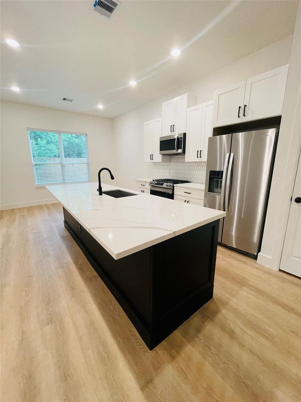 Photo of 5312 Denmark Street, Houston, TX 77028 (MLS # 26470621)