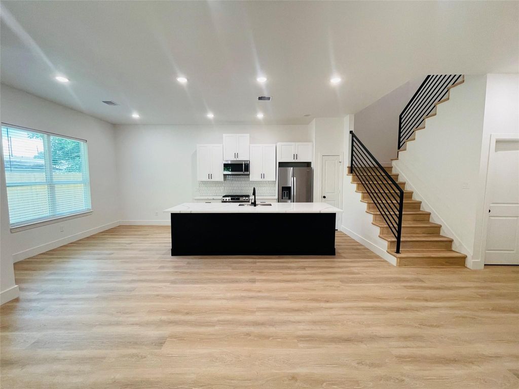 Photo of 5312 Denmark Street, Houston, TX 77028 (MLS # 26470621)