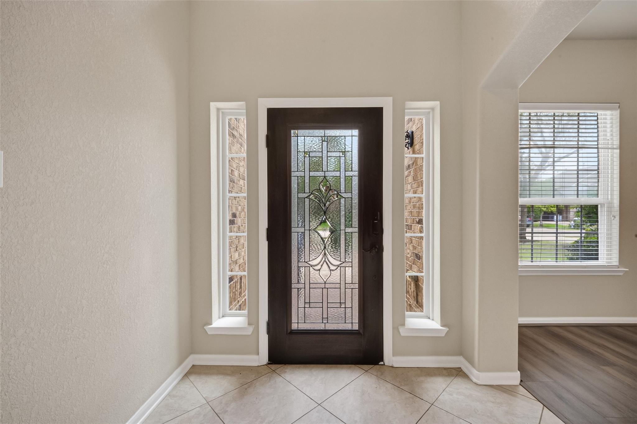 6826 Sorrelwood Lane