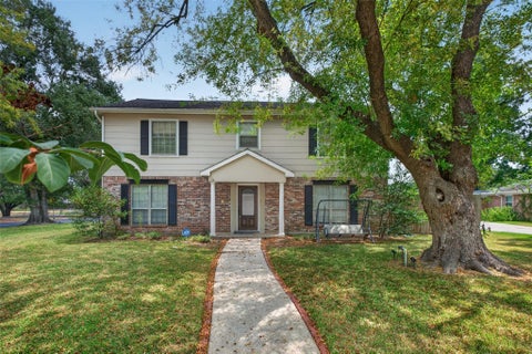 Photo of 1503 Shannon Valley Drive, Houston, TX 77077 (MLS # 19437097)