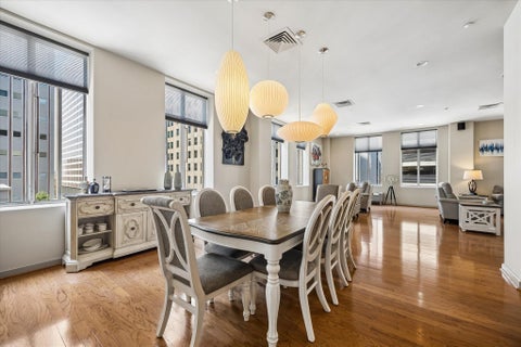 Photo of 914 Main Street #801, Houston, TX 77002 (MLS # 72740137)