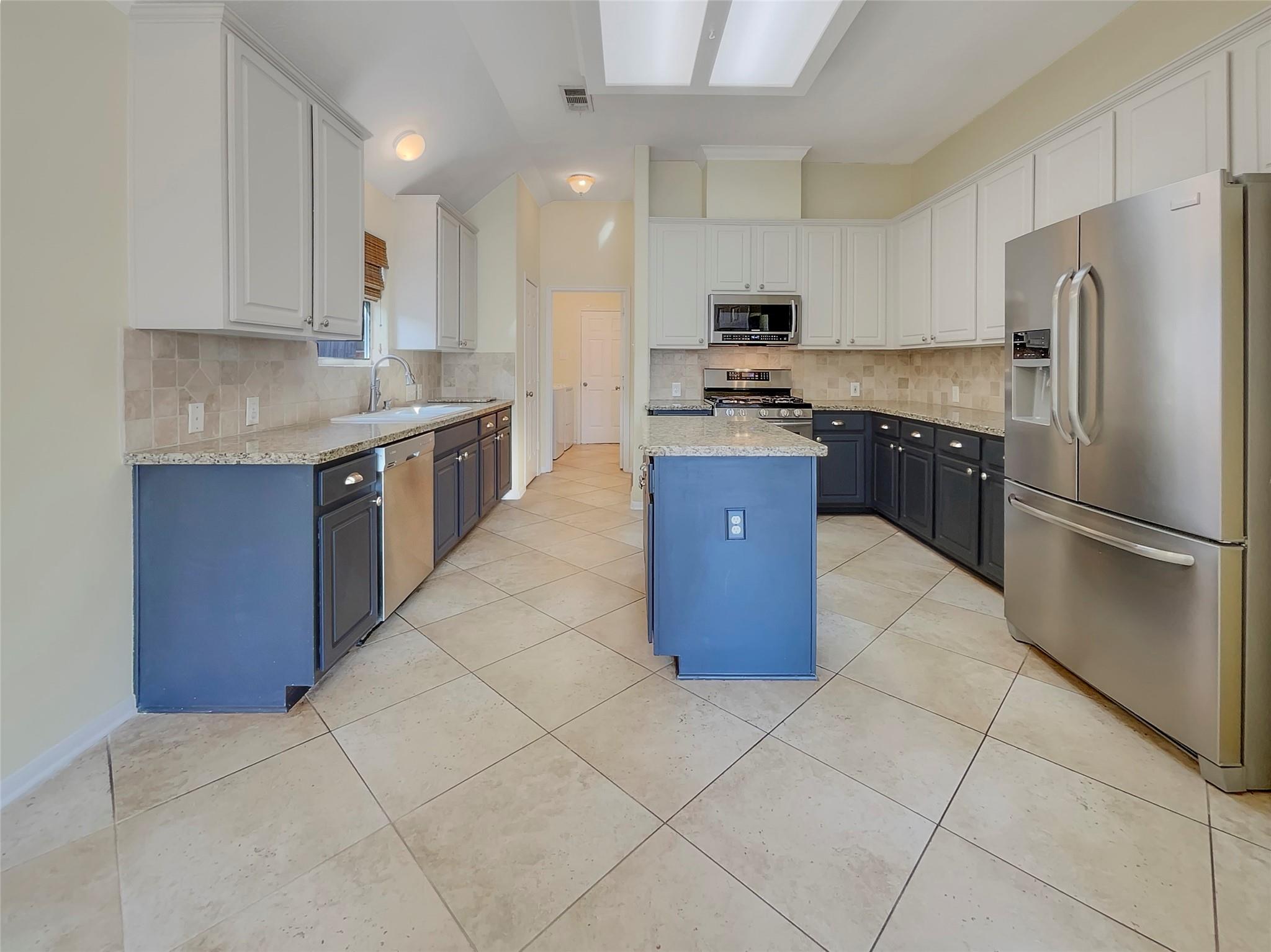 20818 Meadowhill Drive