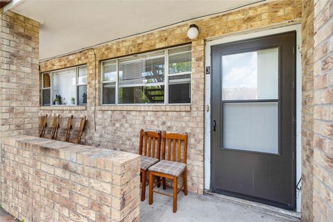 Apartment For Rent - 2729 Main Street #3<br/> La Marque, TX 77568