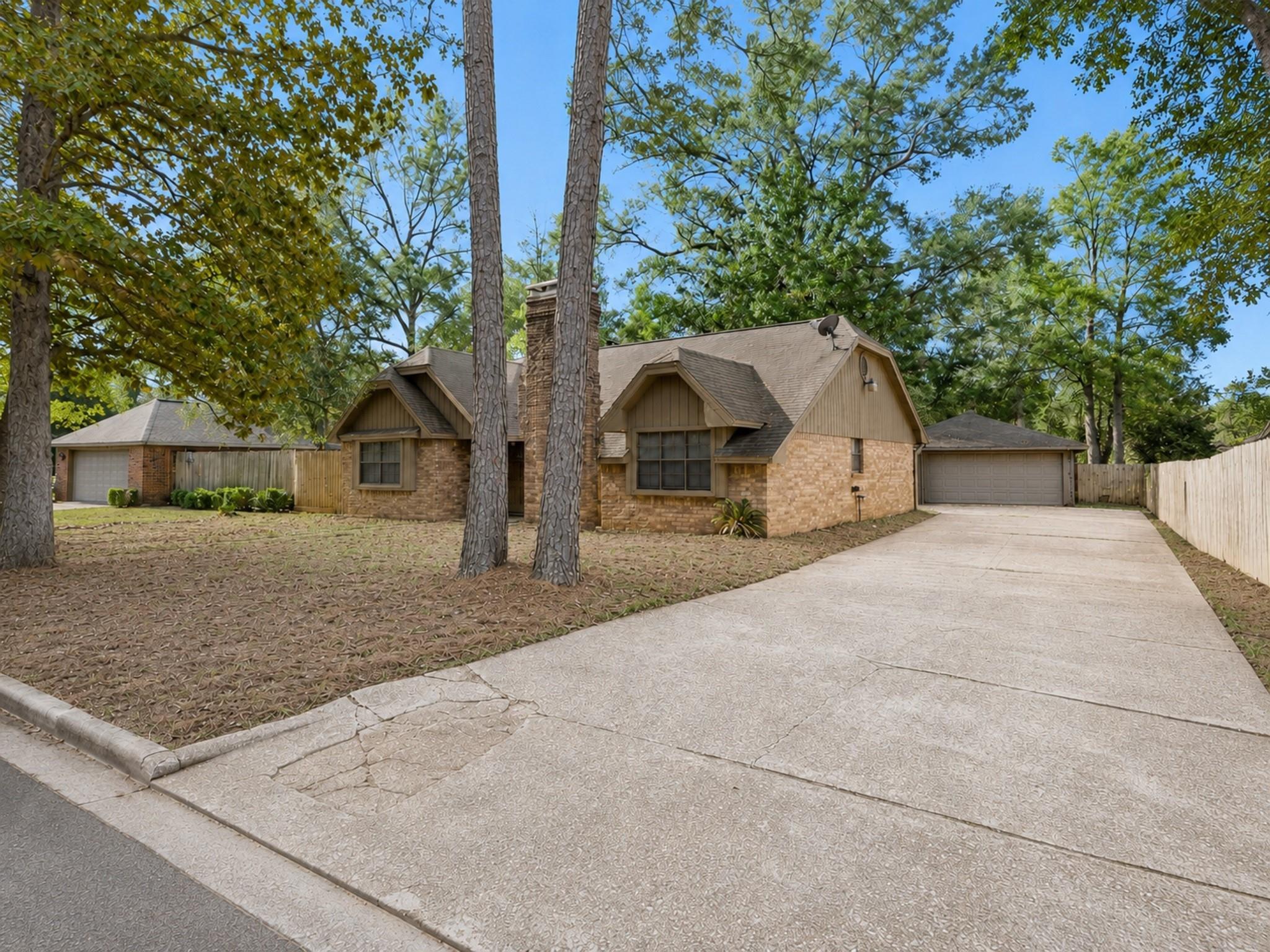 208 Cliffbrook Lane