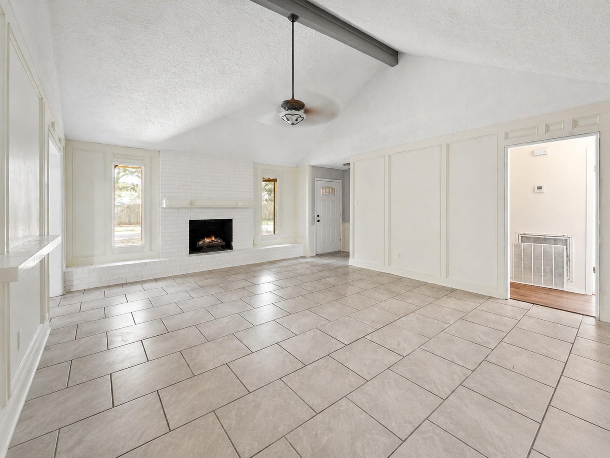 208 Cliffbrook Lane