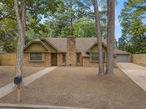 Photo of 208 Cliffbrook Lane, Cleveland, TX 77327 (MLS # 48218205)