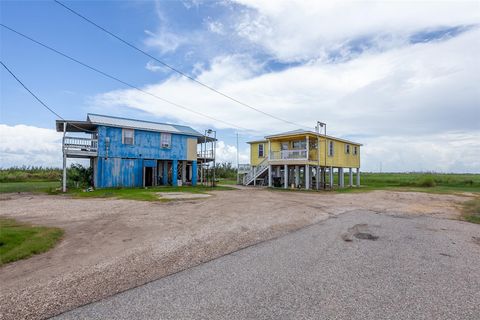 Photo of 7437 S 7th Avenue, Sabine Pass, TX 77655 (MLS # 75767818)